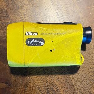 Callaway rangefinder Nikon LR550 waterproof